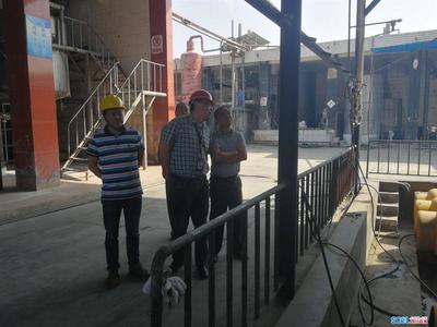 什邡市安監(jiān)局開展“五一”節(jié)前危險(xiǎn)化學(xué)品企業(yè)安全生產(chǎn)及勞動(dòng)防護(hù)用品專項(xiàng)檢查